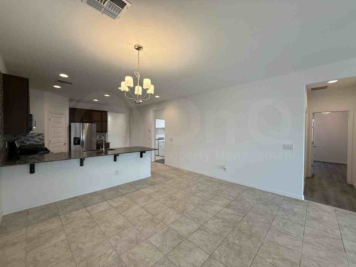 5755 S Marron - Photo 7 of 31