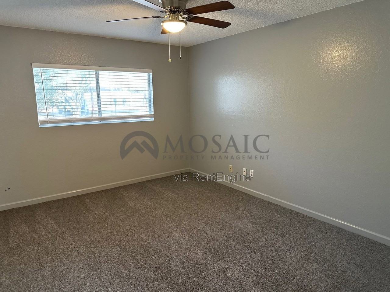 3035 W Shedd Rd #7 - Photo 4 of 11