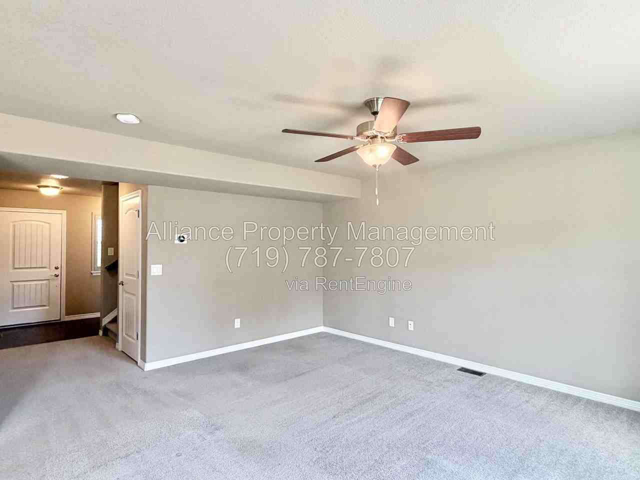 10929 Aliso Dr - Photo 4 of 27