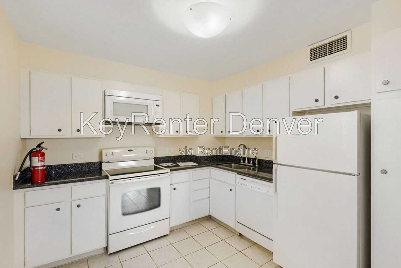 480 South Marion Street Parkway #1403 - Photo 6 of 22