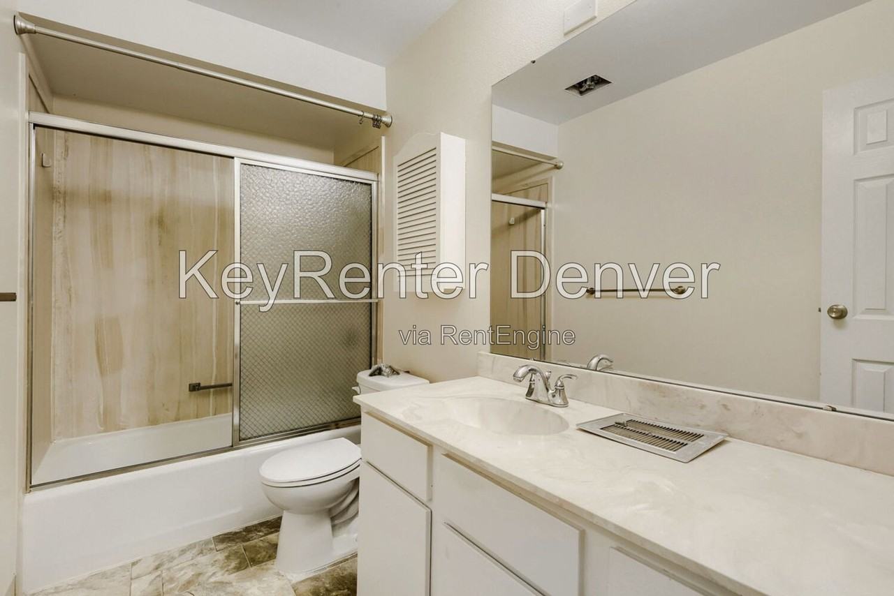 480 South Marion Street Parkway #1403 - Photo 7 of 22