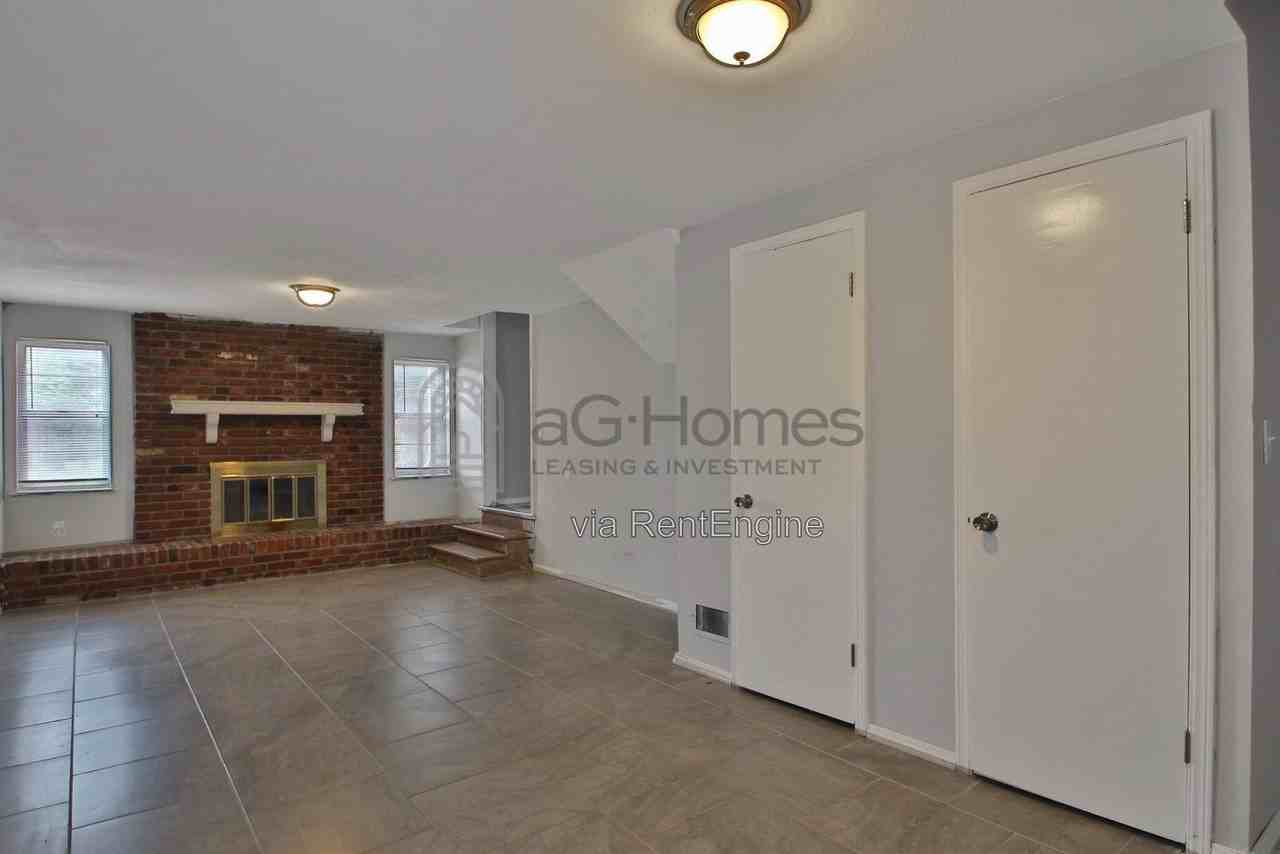 405 Yukon Ave - Photo 4 of 24