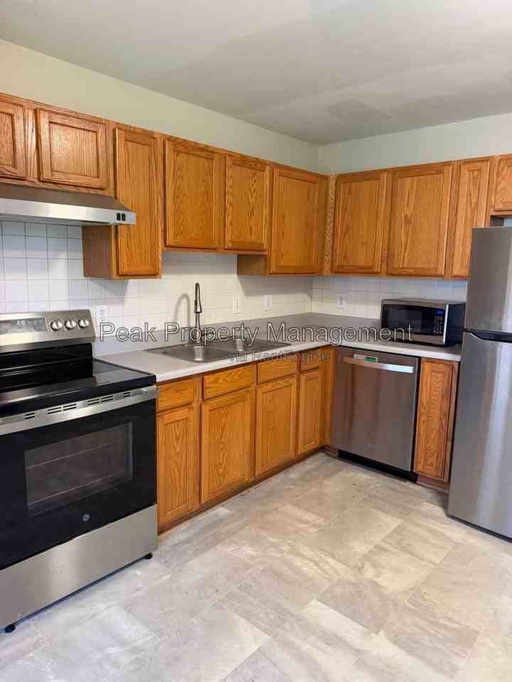 6176 Midnight Dr - Photo 3 of 10