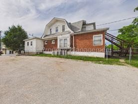 6921 Prospect Ave #B - Photo 1 of 1
