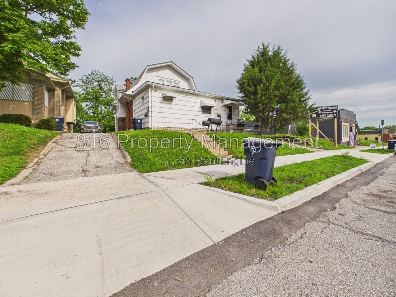 6921 Prospect Ave #B - Photo 3 of 17