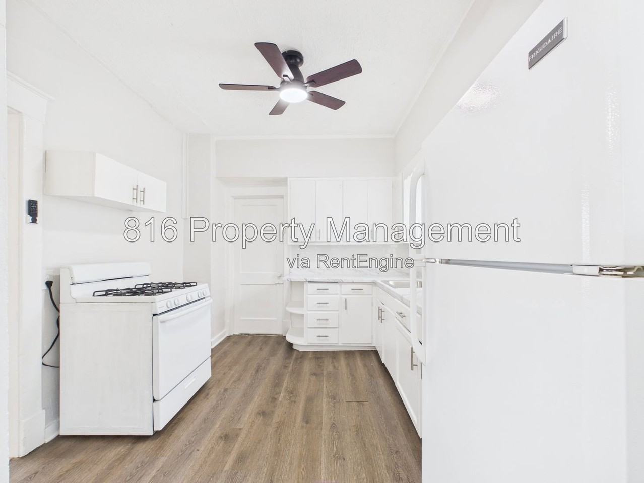 6921 Prospect Ave #B - Photo 5 of 17