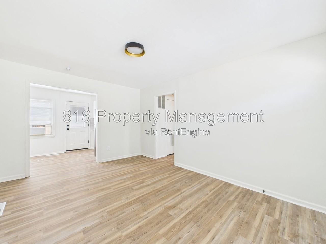 5201 Alma Ave - Photo 2 of 24
