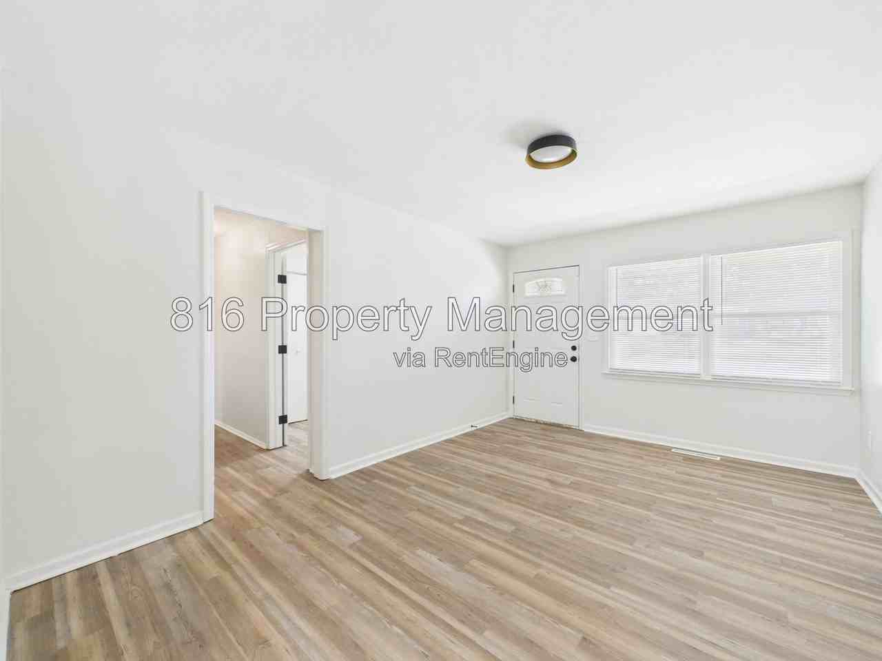 5201 Alma Ave - Photo 5 of 24