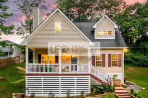 featured image of 162 Lowry St Ne