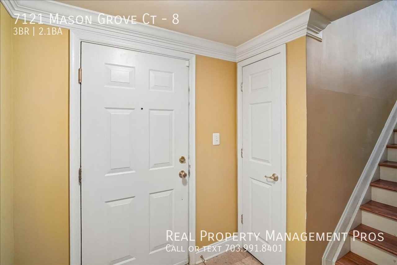 7121 Mason Grove Ct #8 - Photo 2 of 46