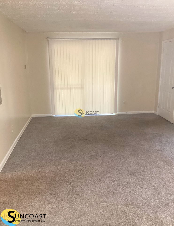 2481 W 25th St - Photo 5 of 13