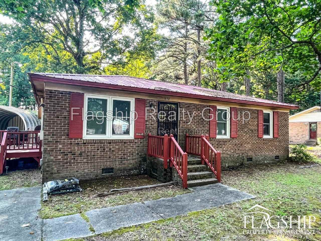 1852 Kinsaul Willoughby Rd - Photo 2 of 23