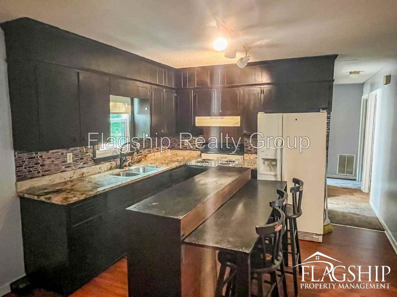 1852 Kinsaul Willoughby Rd - Photo 5 of 23