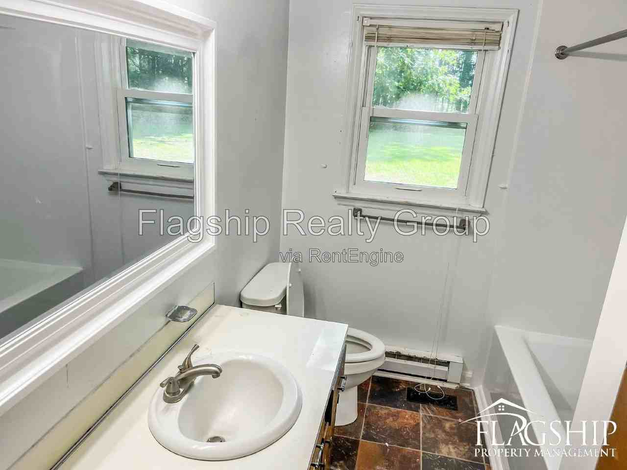 1852 Kinsaul Willoughby Rd - Photo 7 of 23