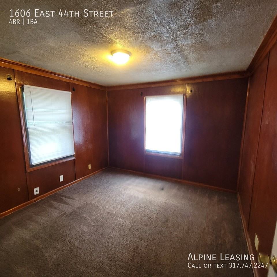 1606 E 44th St - Photo 5 of 6