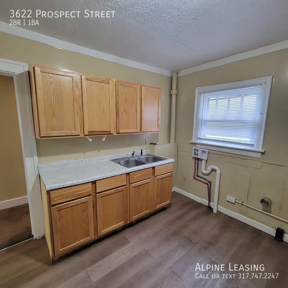 3622 Prospect St - Photo 3 of 6