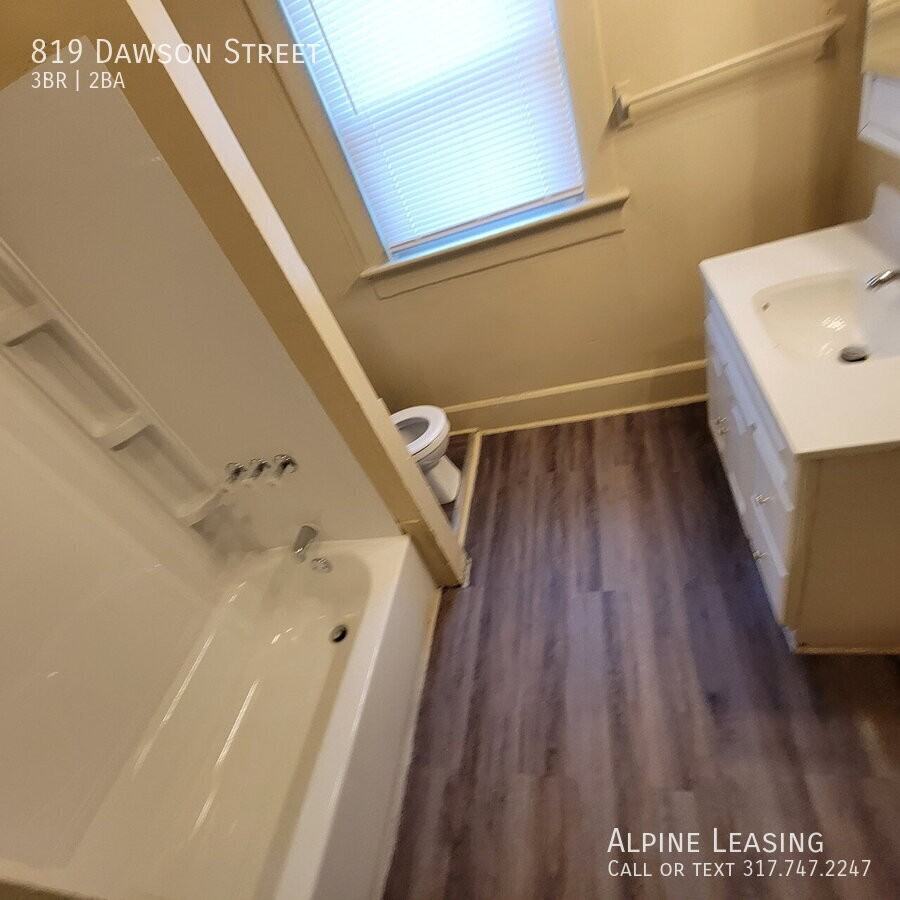 819 Dawson St - Photo 4 of 8