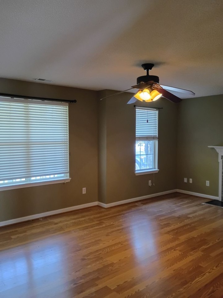 100 Algrave Way - Photo 3 of 50