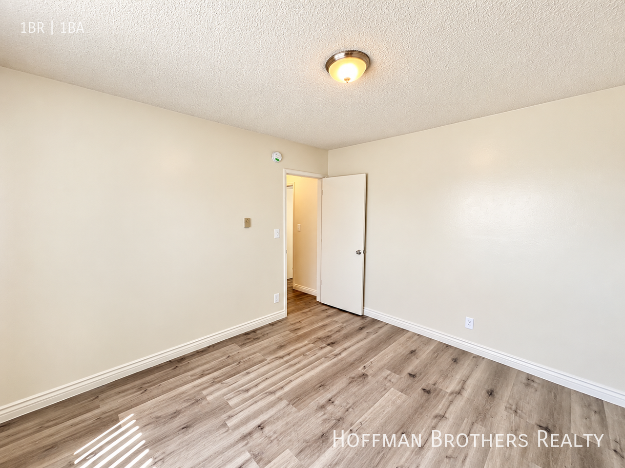 6729 Cleon Ave #26 - Photo 6 of 11