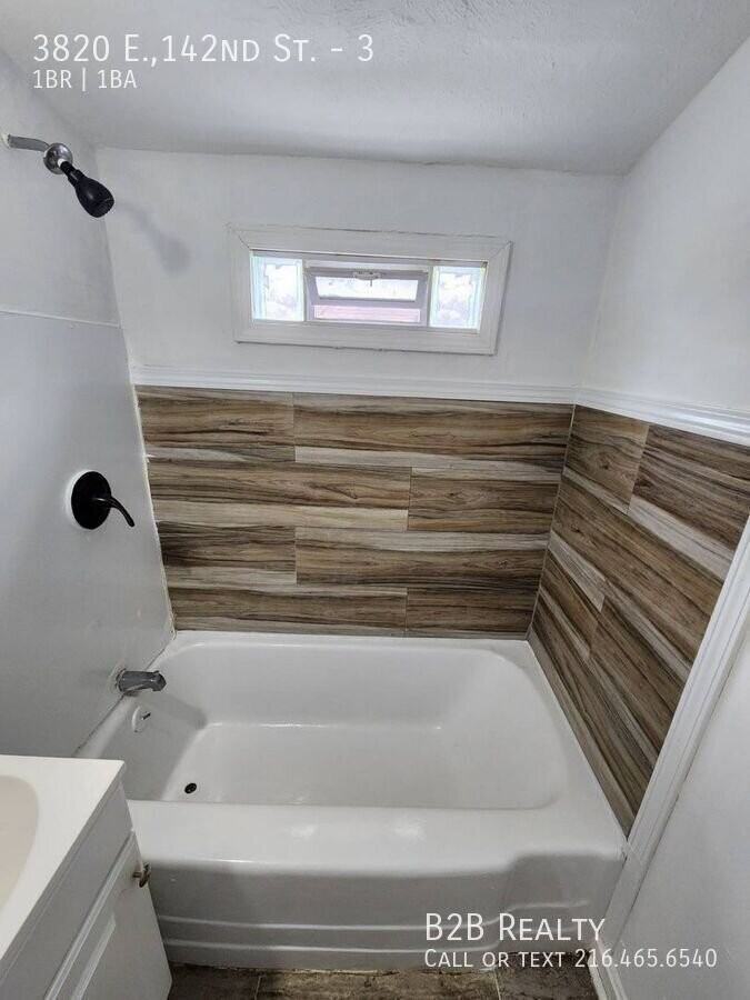 3820 E.,142nd St. #3 - Photo 5 of 13