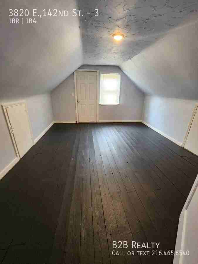 3820 E.,142nd St. #3 - Photo 6 of 13