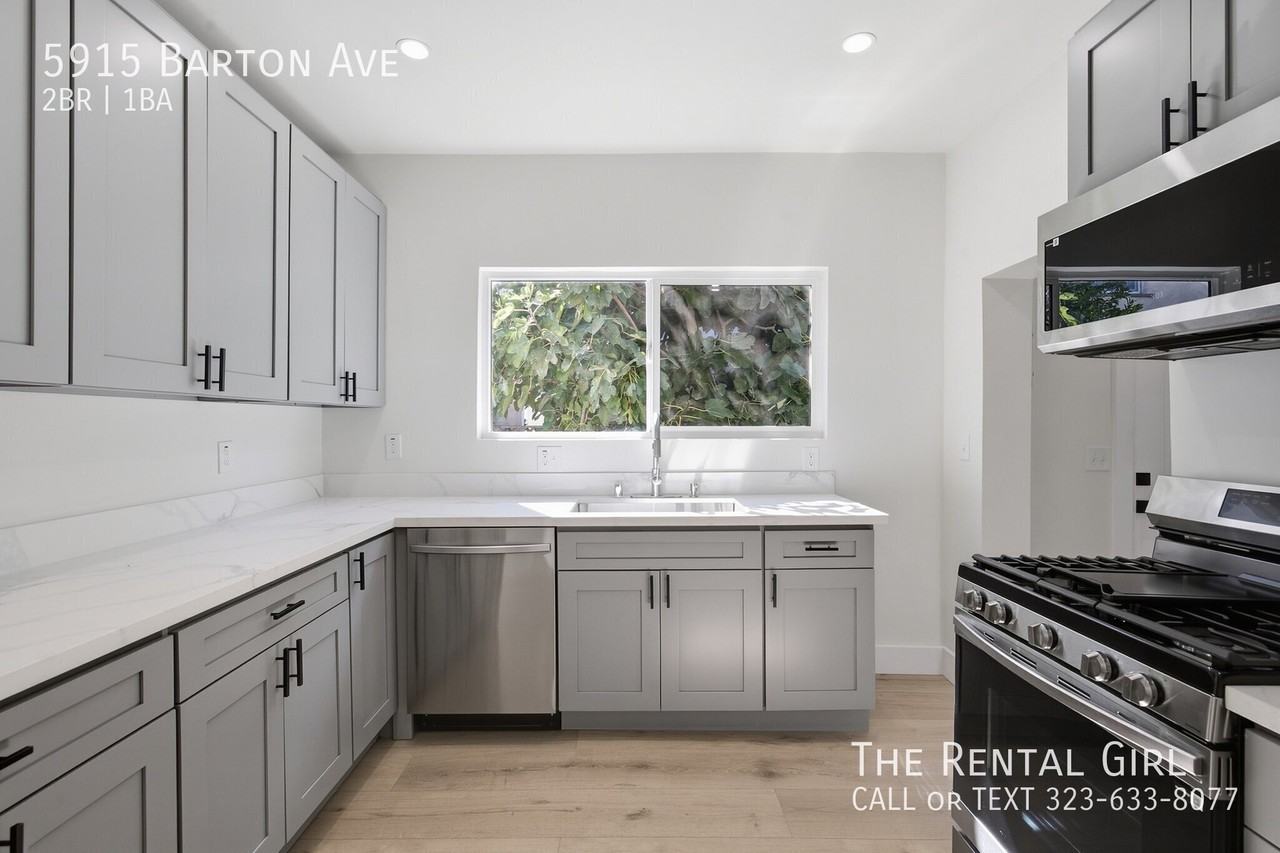 5915 Barton Ave - Photo 6 of 21