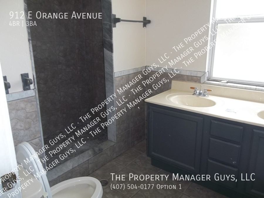 912 E Orange Ave - Photo 7 of 23