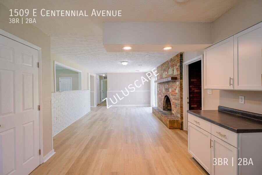 1509 E Centennial Ave - Photo 7 of 23