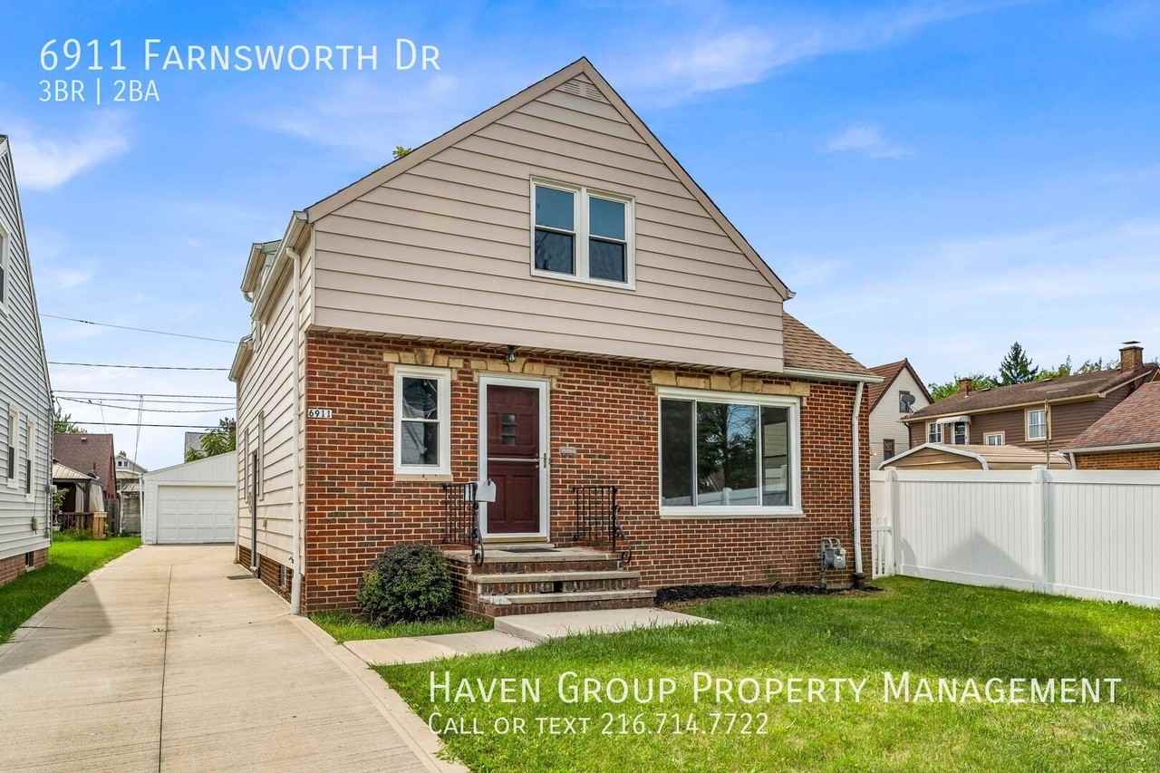 6911 Farnsworth Dr - Photo 2 of 23