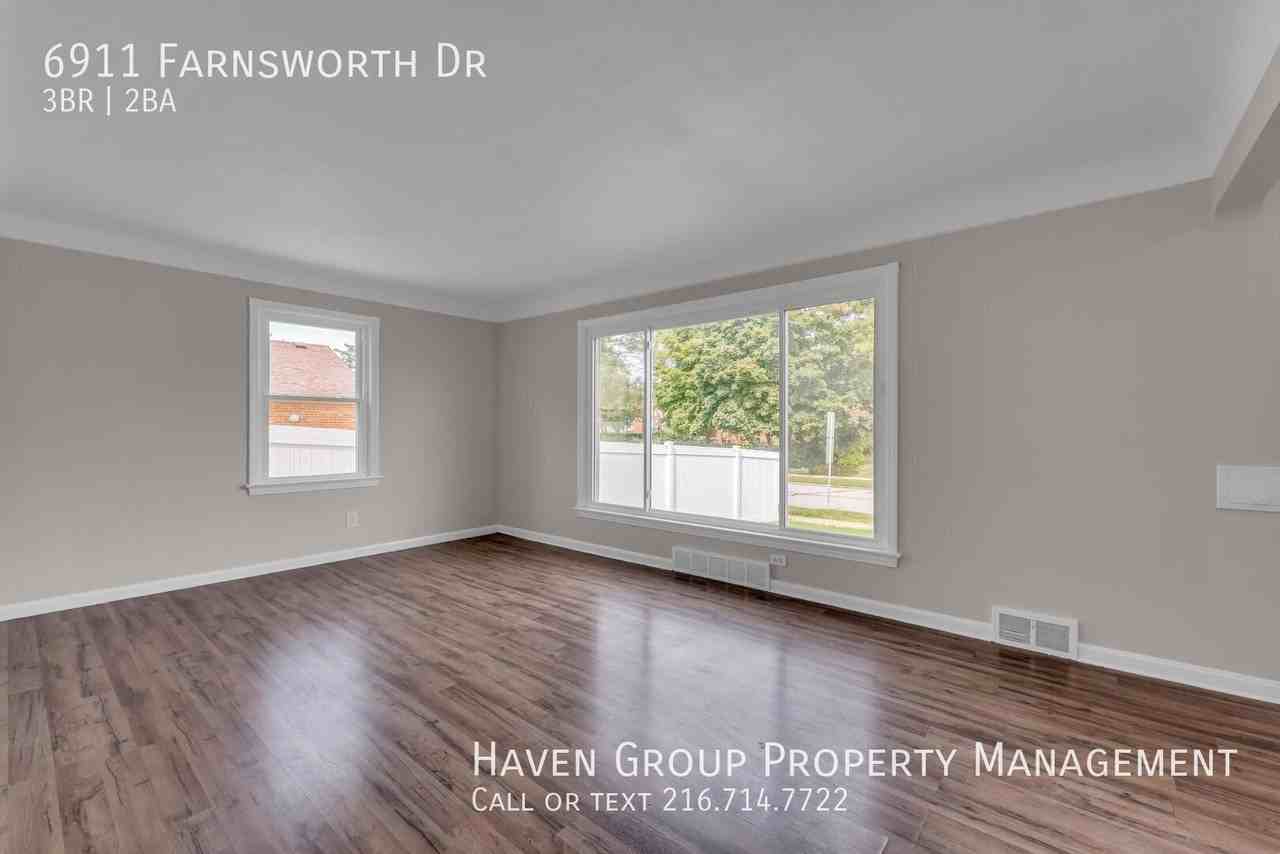 6911 Farnsworth Dr - Photo 4 of 23