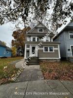 featured image of 215 W Utica St #4