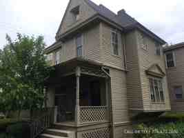 featured image of 20 20 N. Summit Apt. #1C