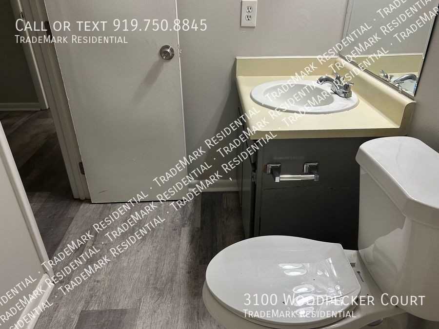 3100 Woodpecker Ct - Photo 7 of 29