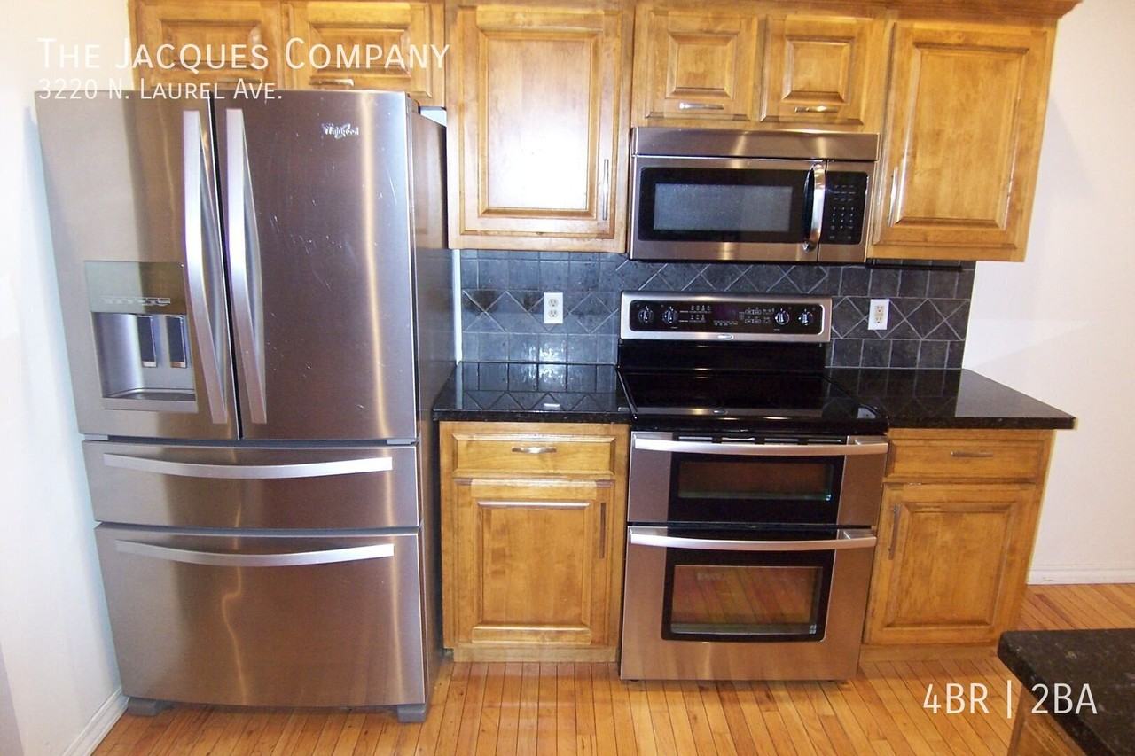 3220 N Laurel Ave - Photo 7 of 24
