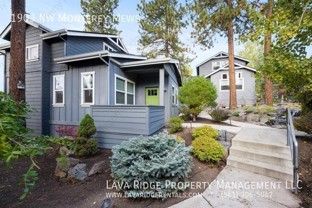 1903 Nw Monterey Mews - Photo 1 of 1