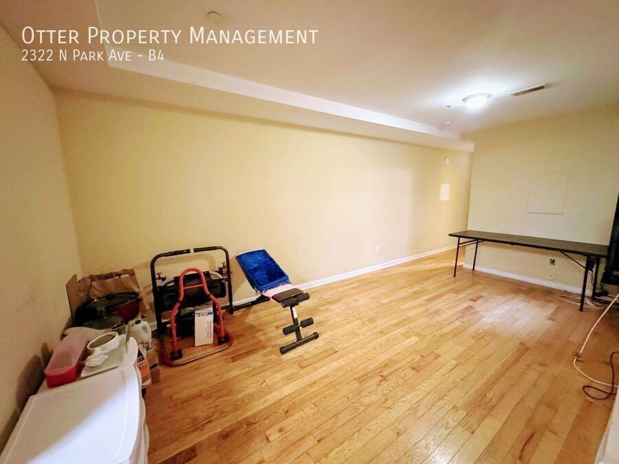 2322 N Park Ave #B4 - Photo 6 of 11