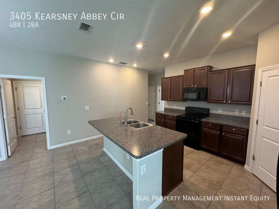3405 Kearsney Abbey Cir - Photo 4 of 28