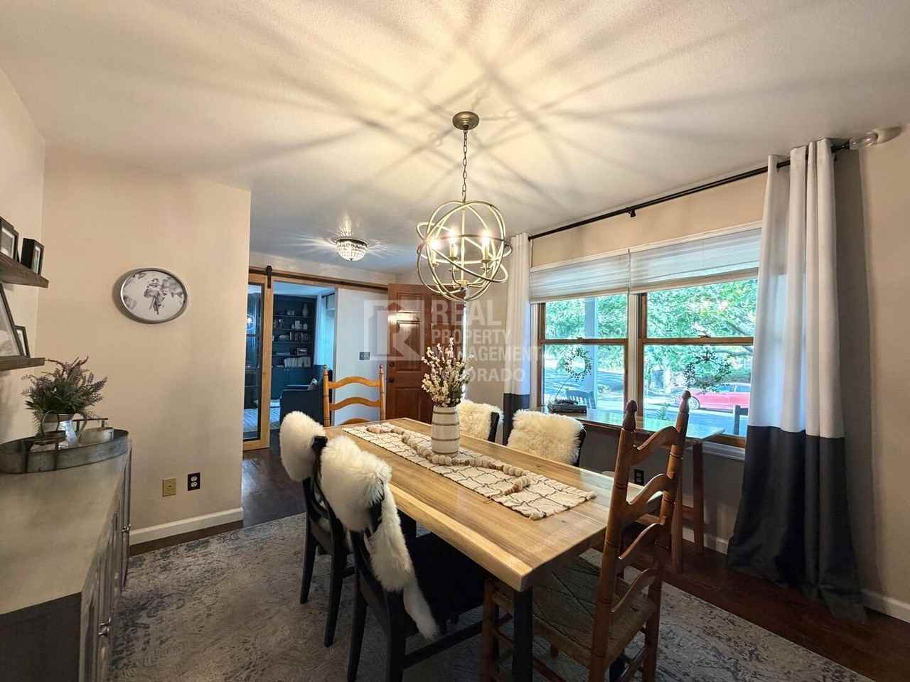 1408 E Irwin Ln - Photo 5 of 26