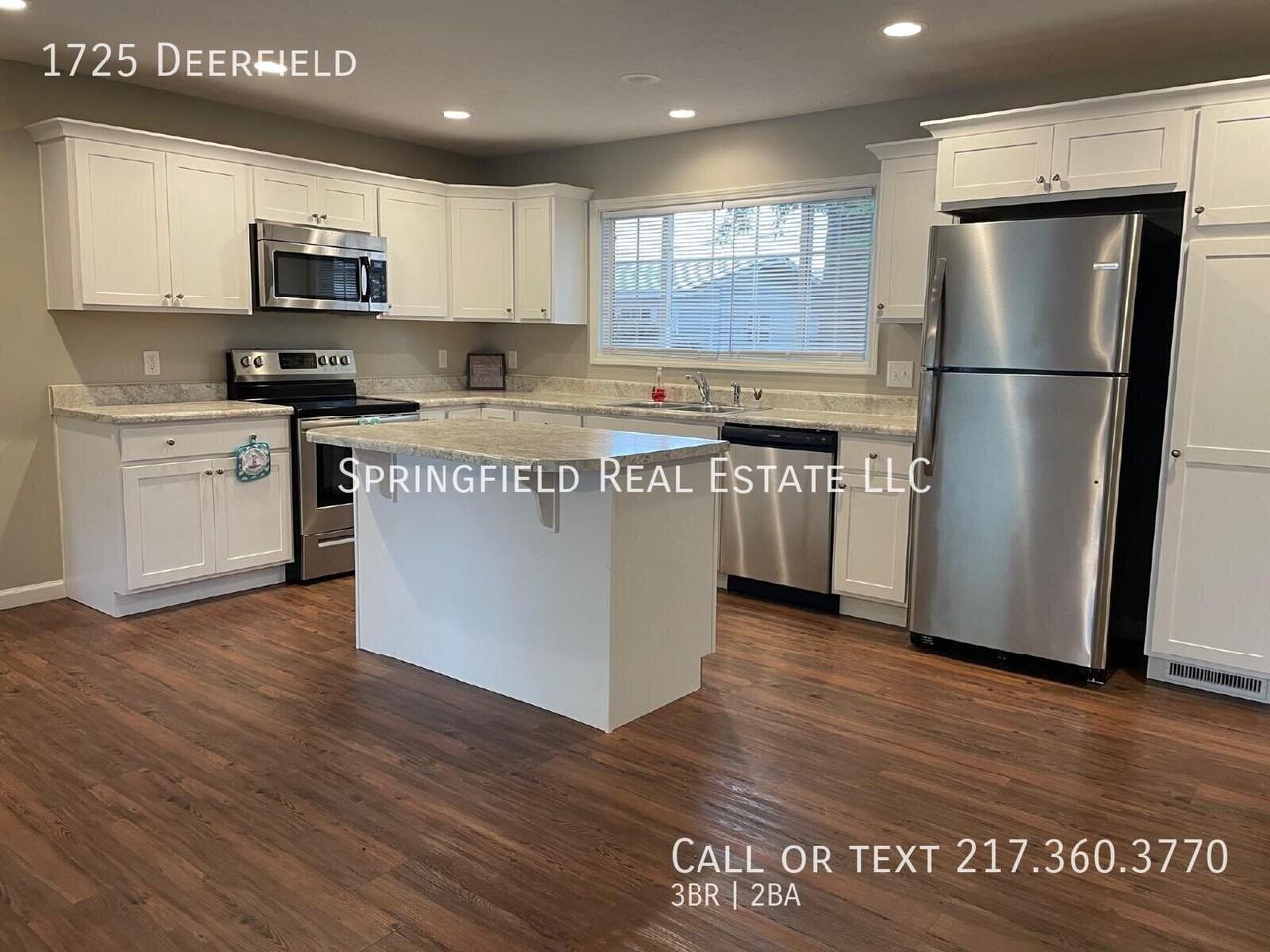 1725 Deerfield Rd - Photo 2 of 12