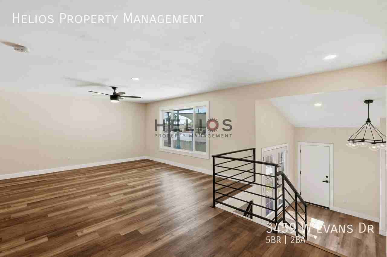 3459 W Evans Dr - Photo 7 of 44