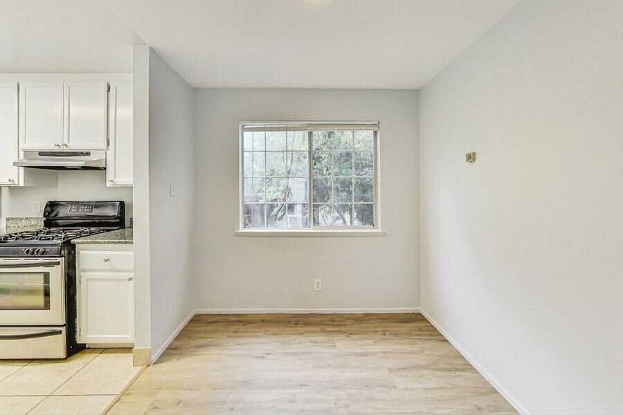 1803 Sausal St #A - Photo 4 of 26