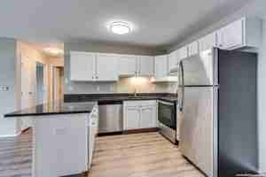 featured image of 151 W Calumet St