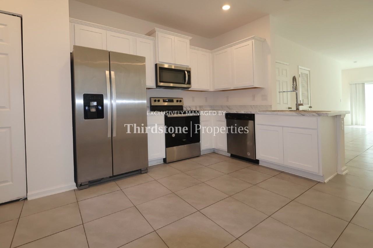 4001 Haymon Ave - Photo 2 of 25