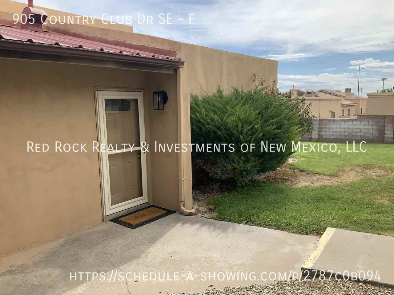 905 Country Club Dr Se #F - Photo 3 of 23