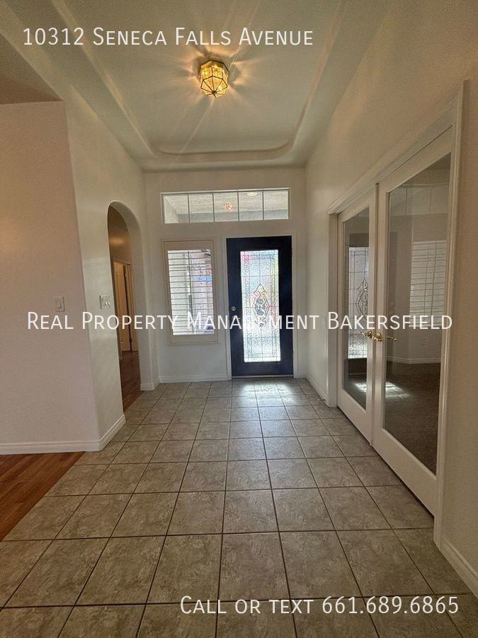 10312 Seneca Falls Ave - Photo 5 of 35