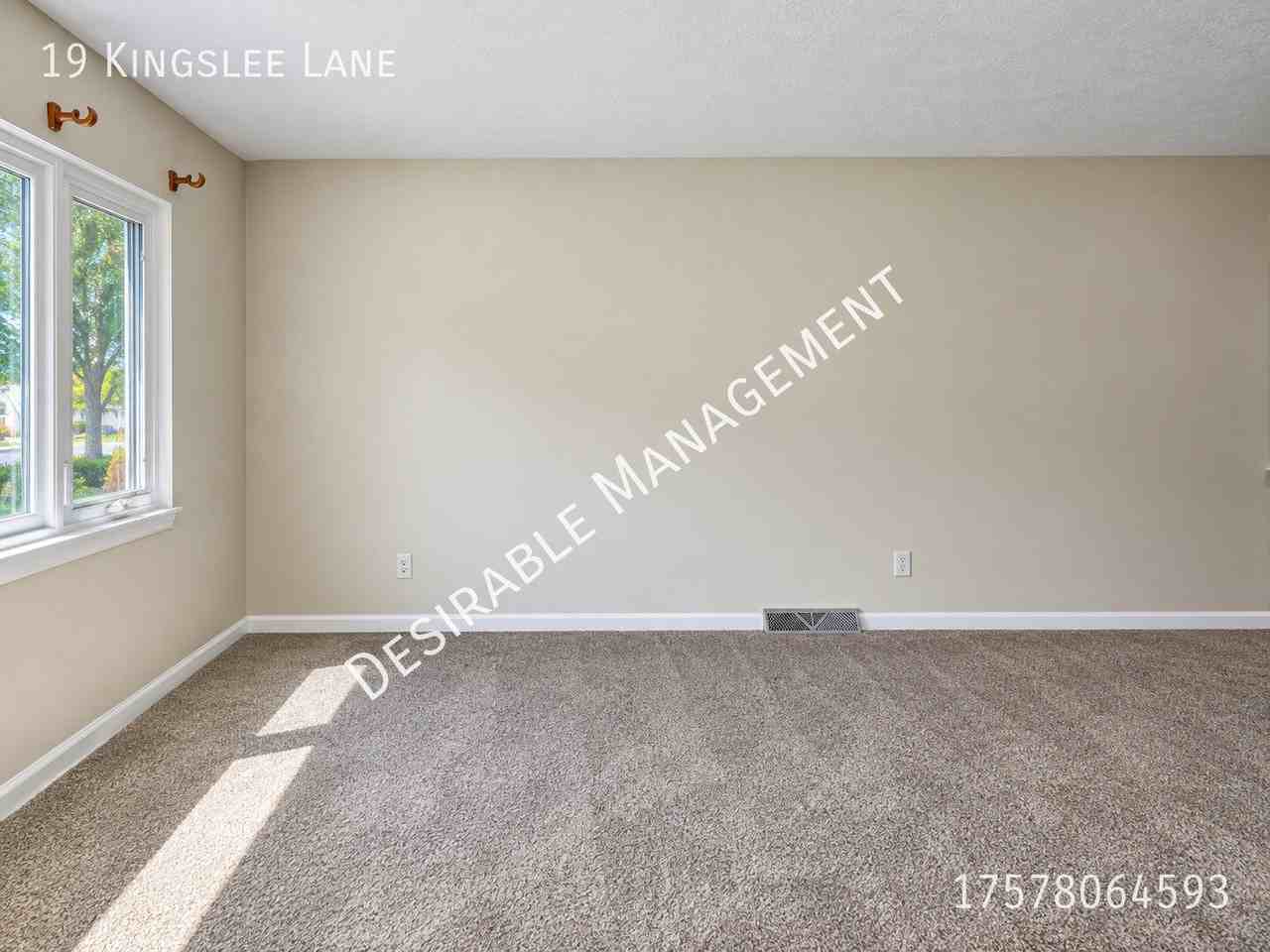 19 Kingslee Ln - Photo 2 of 9