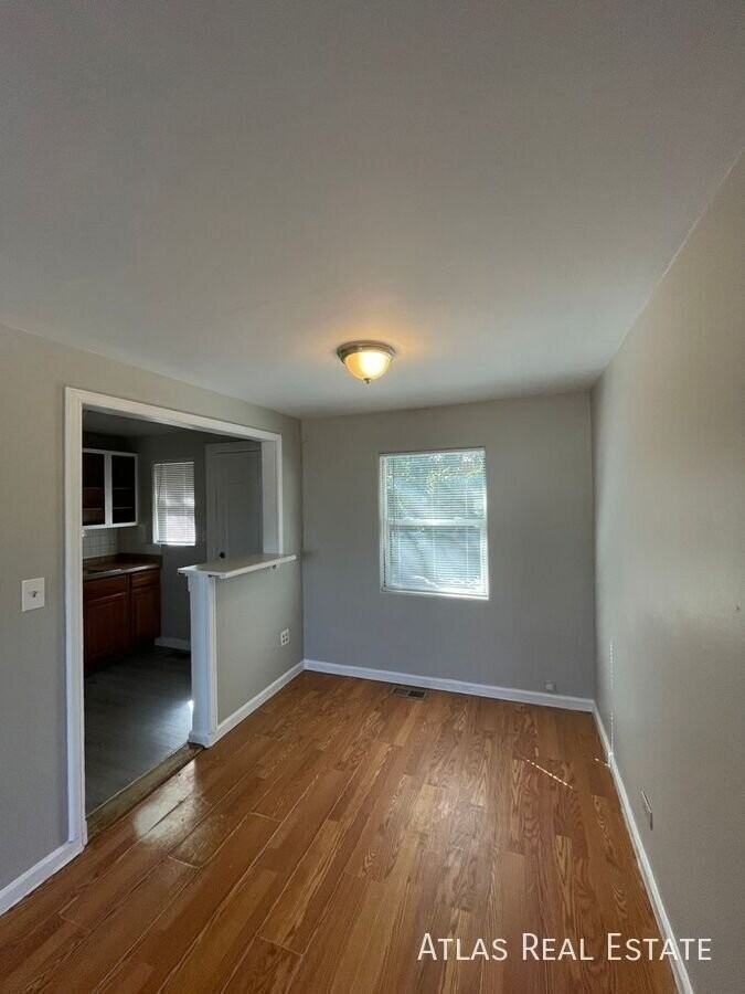 7391 Oneida Dr - Photo 5 of 16