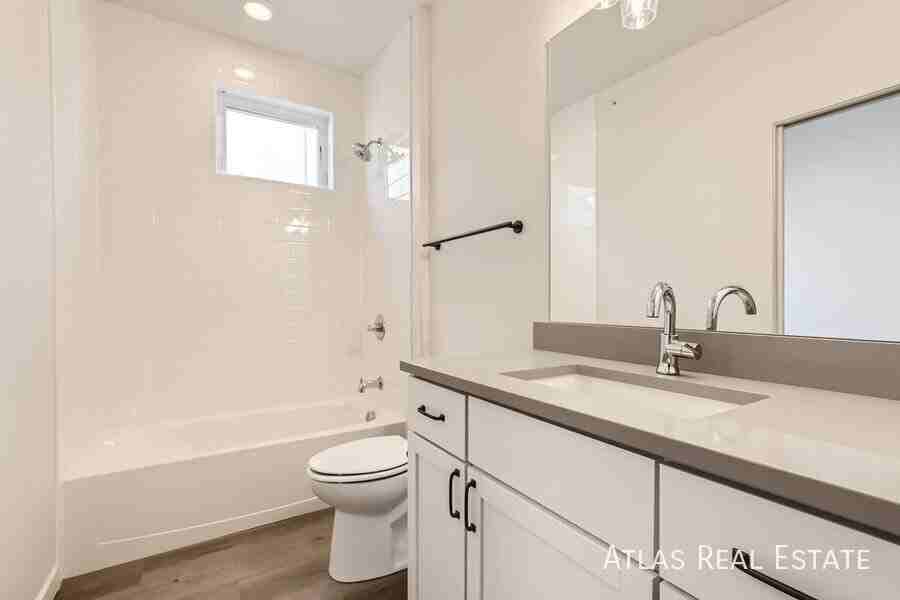 3830 N Olive St #303 - Photo 5 of 29