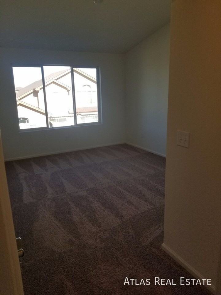 15165 E 16th Pl #202 - Photo 5 of 24
