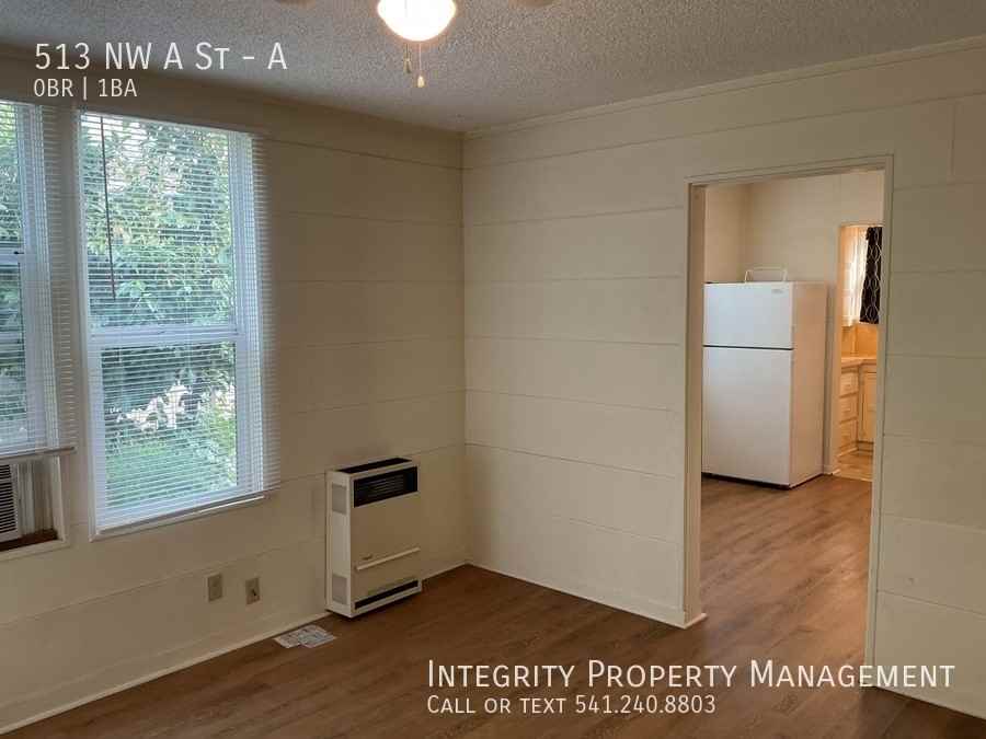 513 Nw A St #A - Photo 2 of 11